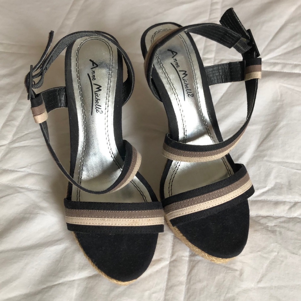 Anne Michelle pumps